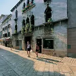 Sofia - Old Town Quiet Oasis With Free Parking * بوريتش