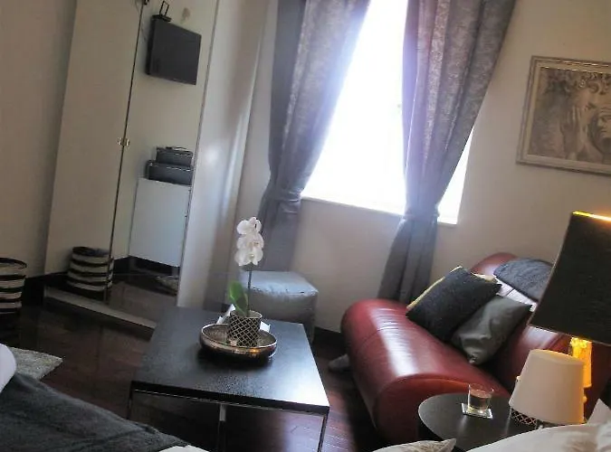 Sofia - Old Town Quiet Oasis With Free Parking 아파트