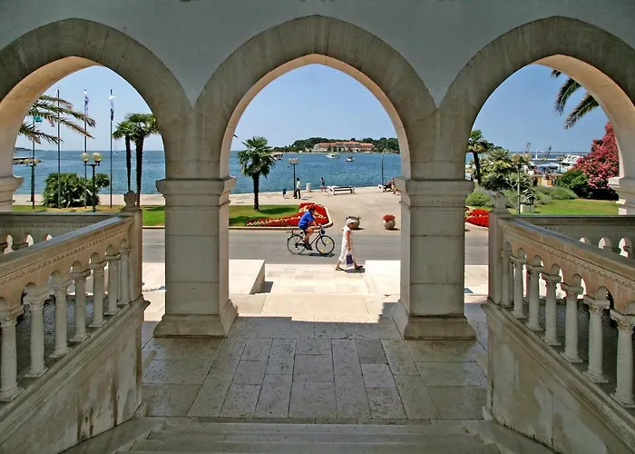 Sofia - Old Town Quiet Oasis With Free Parking *