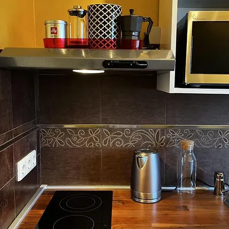 Sofia - Old Town Quiet Oasis With Free Parking Apartamento