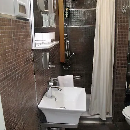 Sofia - Old Town Quiet Oasis With Free Parking * Пореч