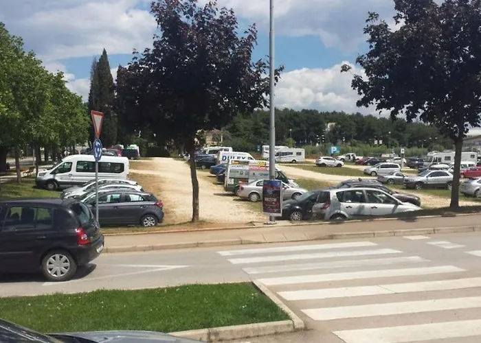 Sofia - Old Town Quiet Oasis With Free Parking Appartement *