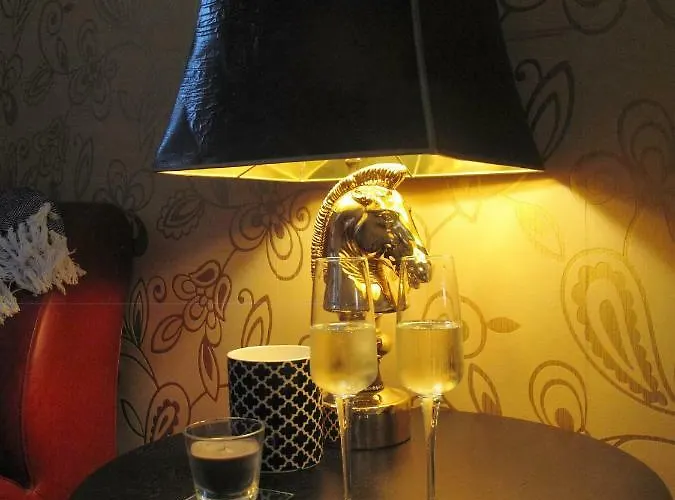 Sofia - Old Town Quiet Oasis With Free Parking Apartment