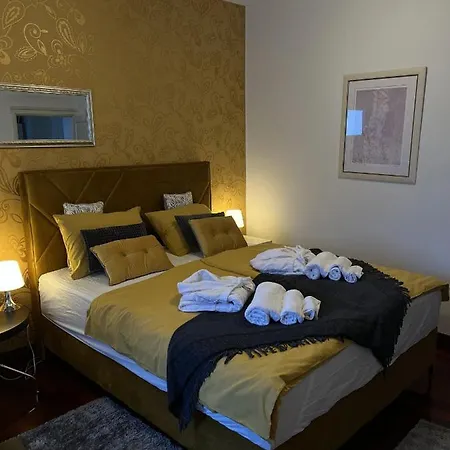 Apartamento Sofia - Old Town Quiet Oasis With Free Parking *